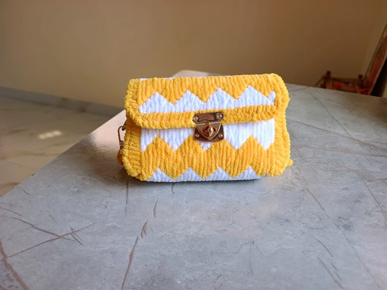 Sling Bag – Yellow & White