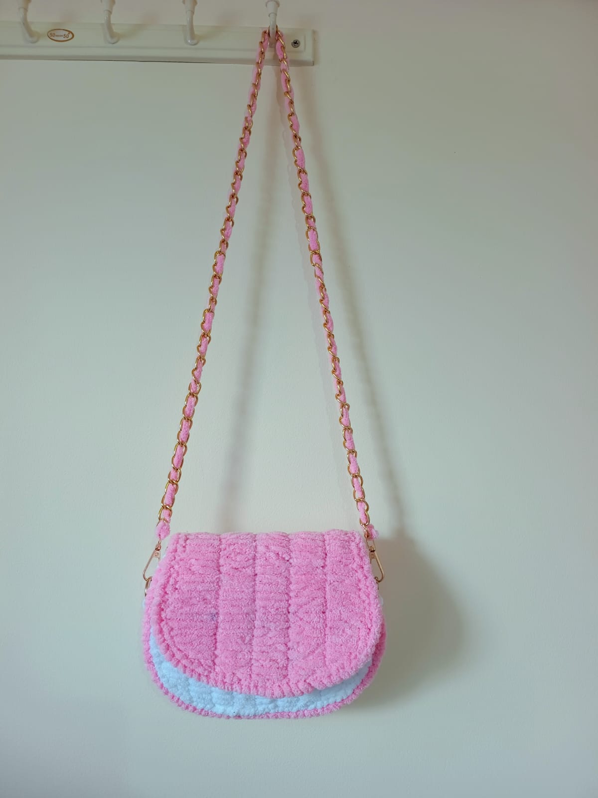 Blush & Glow Sling Bag - Image 4